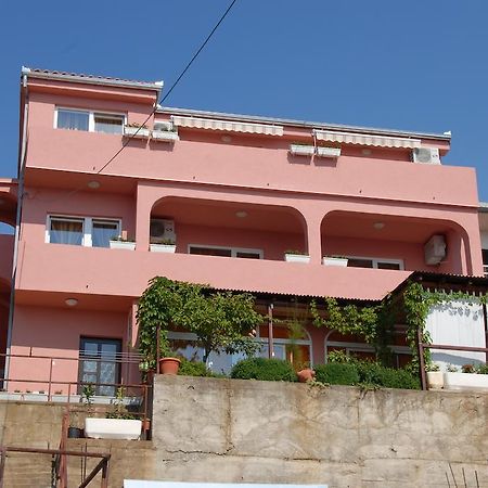 Apartments Kriz سينج المظهر الخارجي الصورة