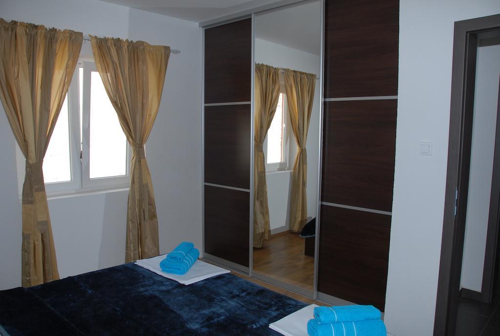 Apartments Kriz سينج المظهر الخارجي الصورة
